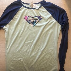 Roxy long sleeved top